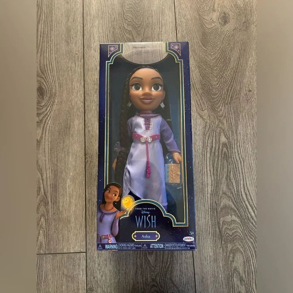 Disney Wish 14 inch Asha Adventure Doll